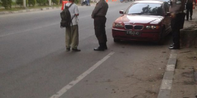 Kapolsek Medan Timur Pantau Kelancaran Lalu Lintas Didepan Centre Poit