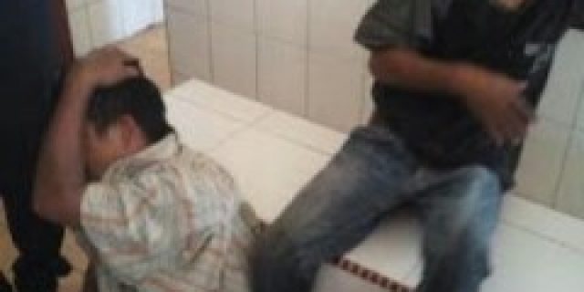 Dua Pencuri Sepeda Motor Ini Nyaris Tewas Dihajar Warga