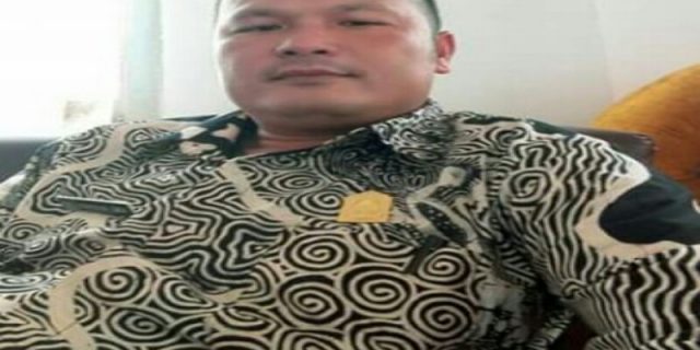 Jalan Ditelan Longsor, Anggota DPRD : Pemda Nias Utara Segera lakukan Perbaikan
