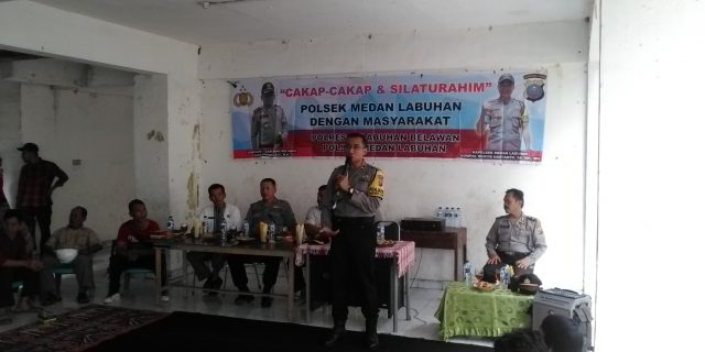 Kapolsek Labuhan Dan Jajaran Silaturahmi Ke Rumah Rusun Mengendarai Sepeda motor