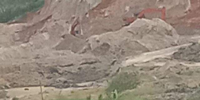 Diduga Kebal Hukum, Galian C Ilegal Di Desa Tandukan Raga Lancar Beroperasi