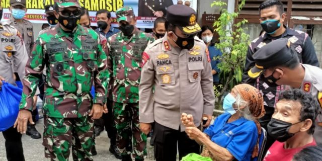 Kapoldasu dan Kasdam I/BB Tinjau Pelaksanaan Vaksinasi di Kabupaten Samosir