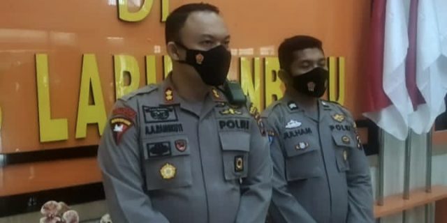 Fasih Berbahasa Arab, Anggota Polri Ini Jadi Pengajar di Pesantren Darus Sholihin