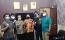 IWPMB Kembali Bagikan Sembako Kepada Warga Kurang Mampu