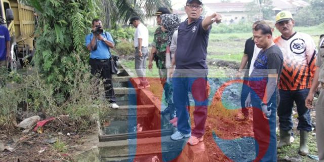 Randiman Tinjau Gotong Royong di Kecamatan Medan Selayang  