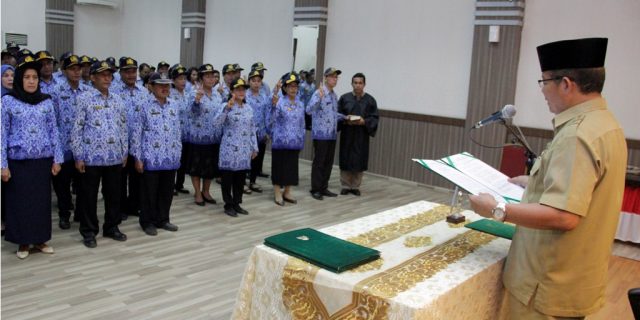 158 PNS Jajaran Pemko Medan Ambil Sumpah 158 PNS Jajaran Pemko Medan Ambil Sumpah