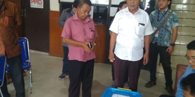 Sah! WTP Simarmata Mendaftarkan Diri Balon DPD RI di Kantor KPU