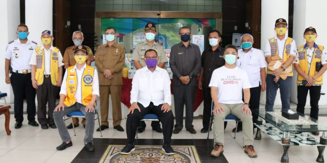 Lions Club Distrik 307 A dan Capital Grup Bantu Pemko Medan Atasi Covid-19