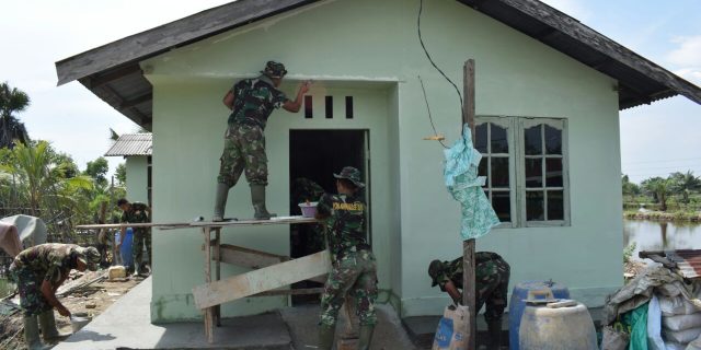 Prgram TMMD Kodim 0201/BS Pastikan Rumah Arsanah Akan Siap Secepatnya