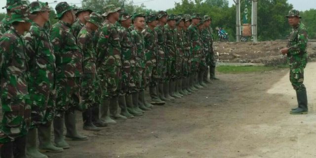 180 Pesonil Kodim 0201/BS Diturunkan di Kelurahan Sicanang Dalam Menyukseskan Pembangunan