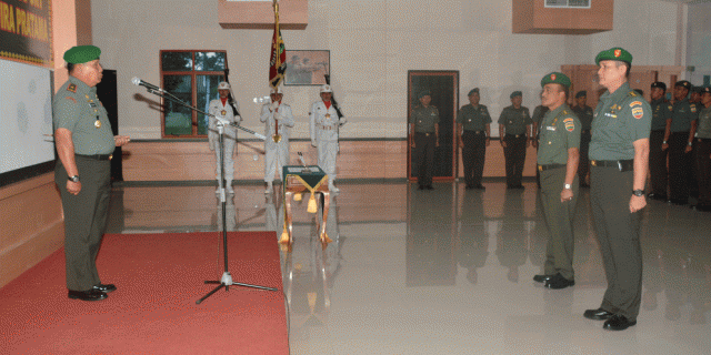 Danrem 033/WP Brigjen TNI Fachri Pimpin Tradisi Pindah & Masuk Satuan