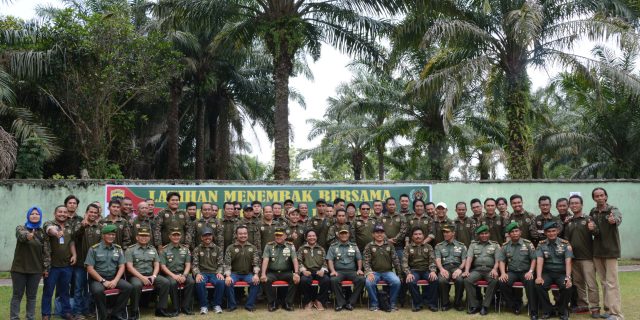 Pangdam l/BB Gelar Latihan Menembak dengan Insan Pers