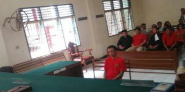 JPU Tuntut Ahok 17 Tahun Penjara