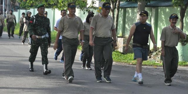 Sambut HUT KORPRI Ke 44, Kaajendam I/BB Lepas 622 Gerak Jalan Santai