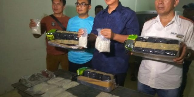 15 Kg Sabu dan 20 Ribu Butir Pil Ekstasi Diamankan Polisi