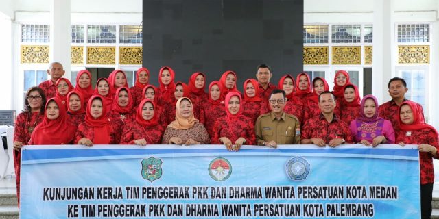 TP PKK Kota Medan Studi Komparatif ke Kota Palembang TP PKK Kota Medan Studi Komparatif ke Kota Palembang