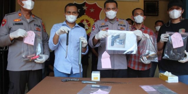 Satu dari Ketiga Pencuri Senpi Anggota Polri Ditembak